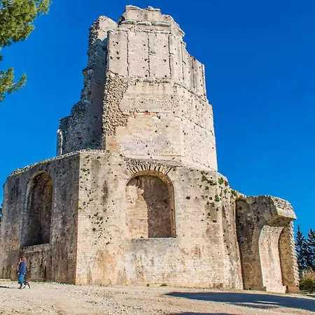بيت للعطل Maison Piscine نيم